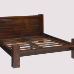 QUEEN WOODEN COLONIAL BED