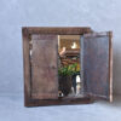 WOODEN HANGING MIRROR