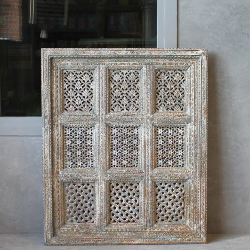 INDIAN WOODEN CARVED DECORATIVE PANEL