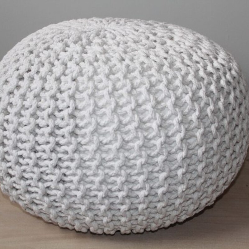 WHITE PLAINED STRING POUFah_A