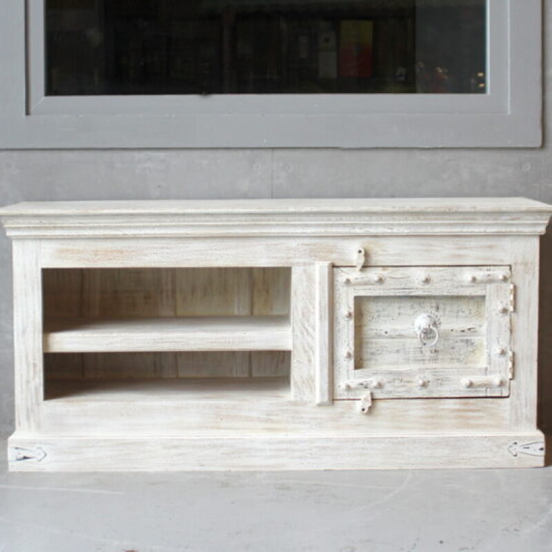 WOODEN TV CHEST ORIENT