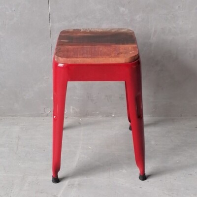 INDUSTRIAL RED METAL STOOL